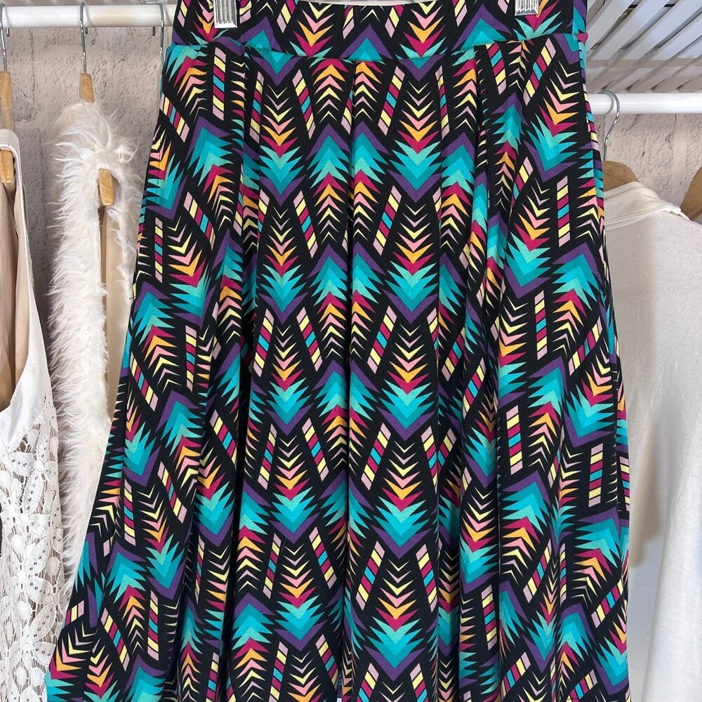 Lularoe Women's Size XS Multicolor Arrow Print A Line Flared Skirt #0148 - Picture 2 of 6